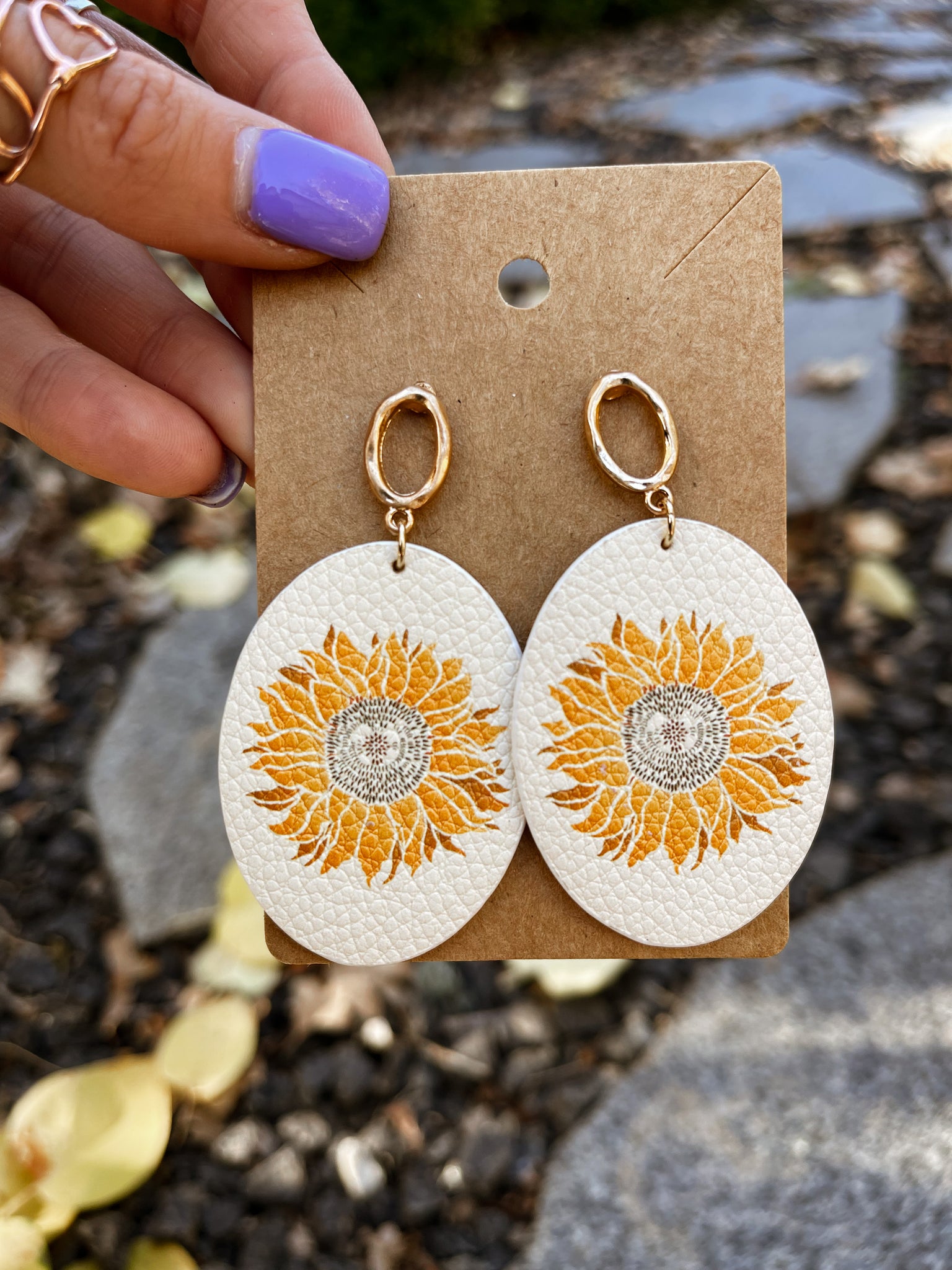 Willow Rock Sunflower Earrings